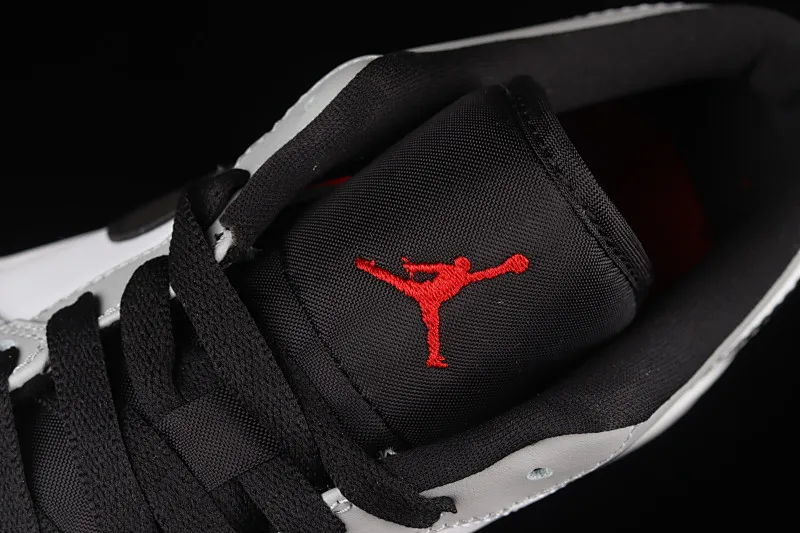 All categories Air Jordan Jordan series basketball shoes Air Jordan 1 Low G version pure original Air Jordan 1 Low "Light Smoke Grey" AJ1 Joe 1 Little Dior Smoke Gray 553558-030